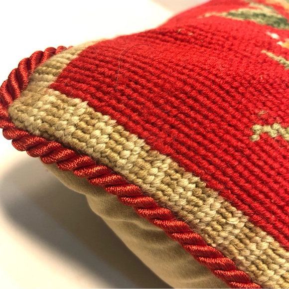 SALLY ECKMAN ROBERTS Christmas Holiday Pineapple Needlepoint Pillow - Picture 7 of 12